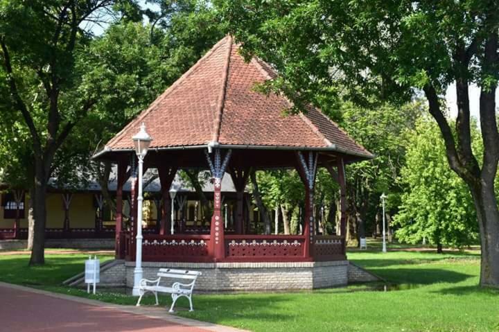 Vila Eden ปาลิช ภายนอก รูปภาพ
